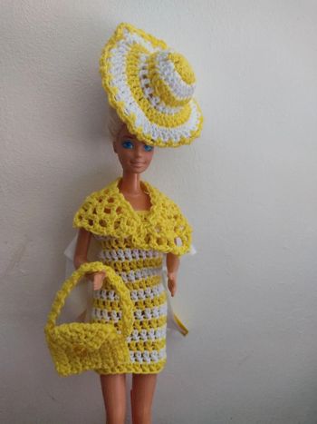 Vêtements pour Barbie 3 €