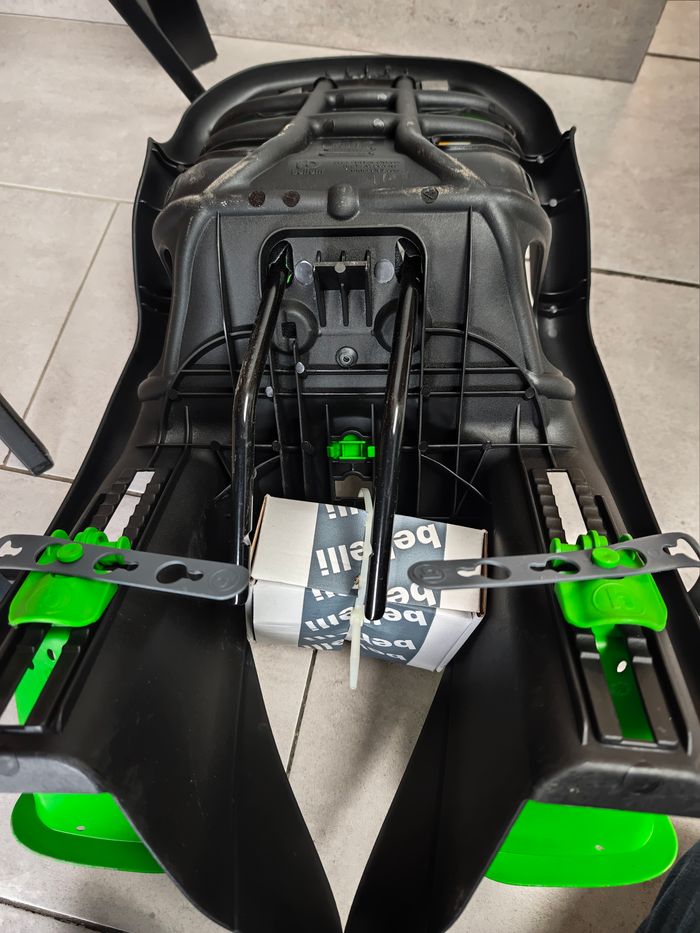 Siège bébé vélo NEUF - montage sur cadre - photo numéro 2