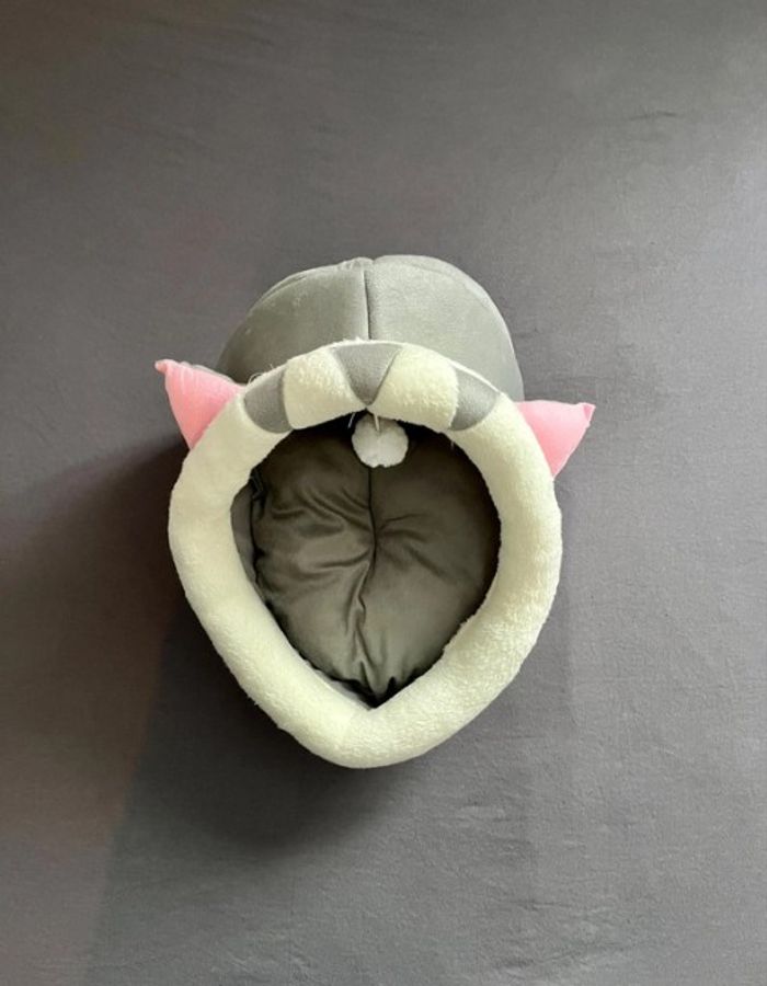 Panier pour chat gris neuf jamais utilisé