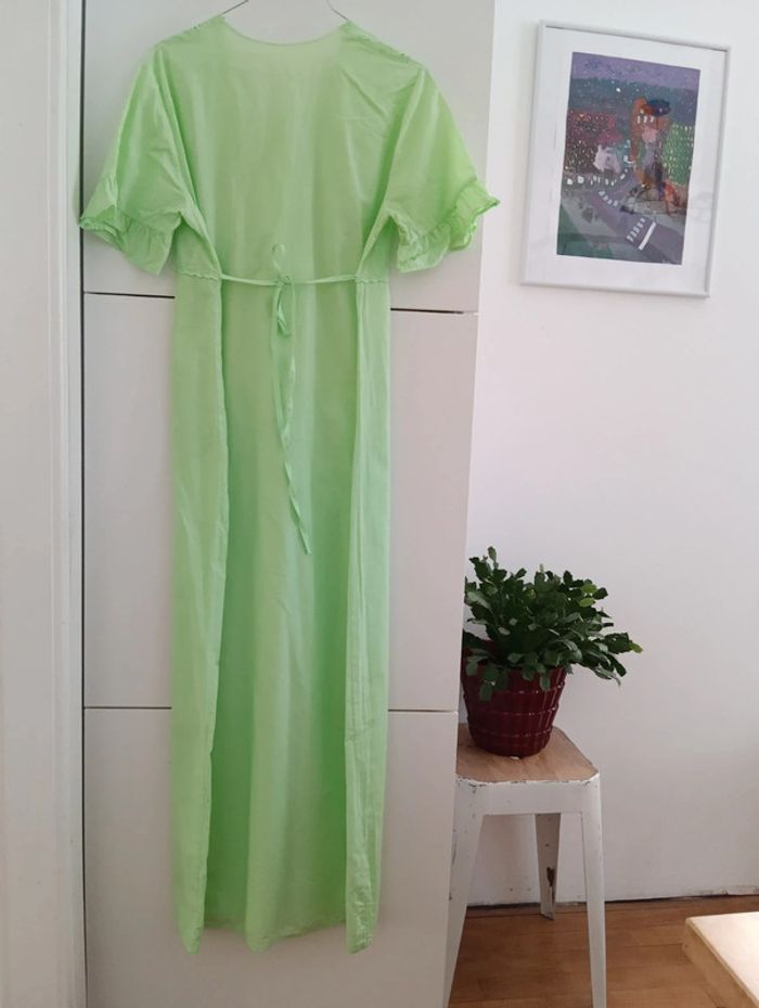 Chemise de nuit vintage à porter en robe
taille estimée à confirmer avec les mesures. - photo numéro 6