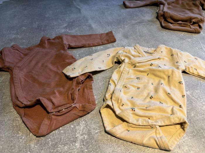 Lot de bodie bébé fille - photo numéro 11