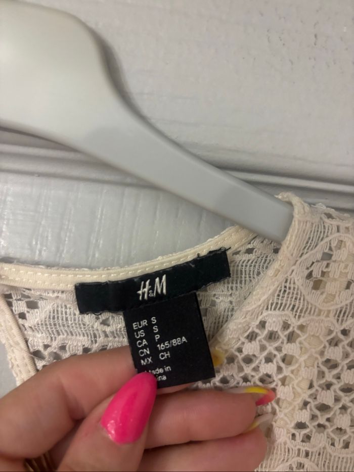 Robe en dentelle manches courtes h&m S - photo numéro 5