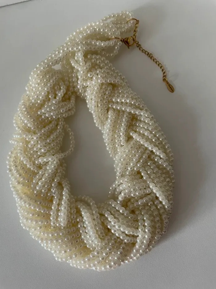 Collier torsadé perles blanches MaxMara - photo numéro 4