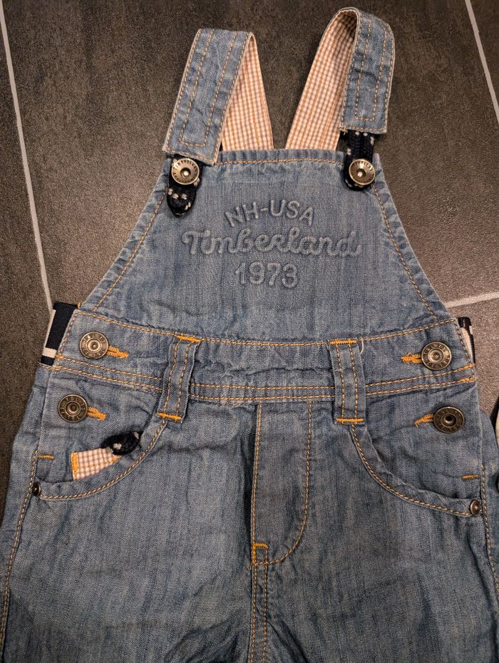 Salopette short et t-shirt timberland - photo numéro 3