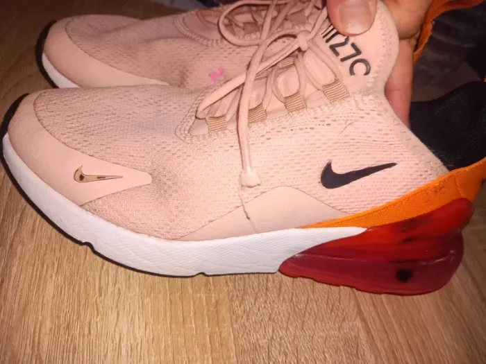 Baskets Nike Air Max 270 – Taille 36,5 - photo numéro 3