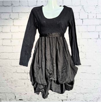 Superbe robe gothique à retrousser selon vos envies