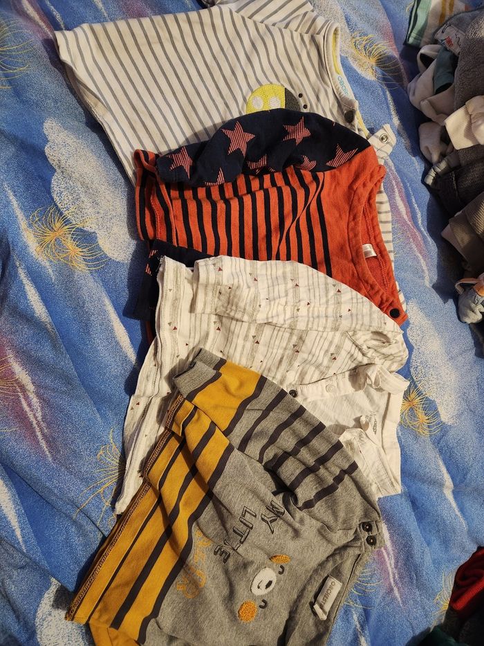 Lot vêtements bébé - photo numéro 3