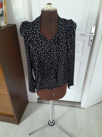 Petit blouse naf naf avec cravate