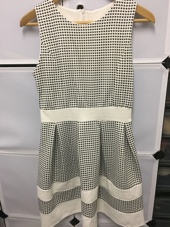 Robe sans manche - photo numéro 2