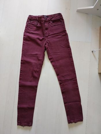 Jean bordeaux femme