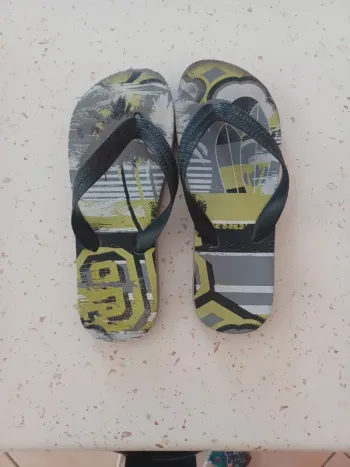 Tongs garçon