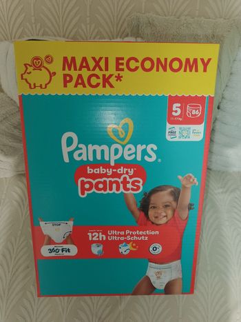 Couches Pampers baby-dry pants taille 5