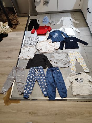 Lot de vêtements garçon 