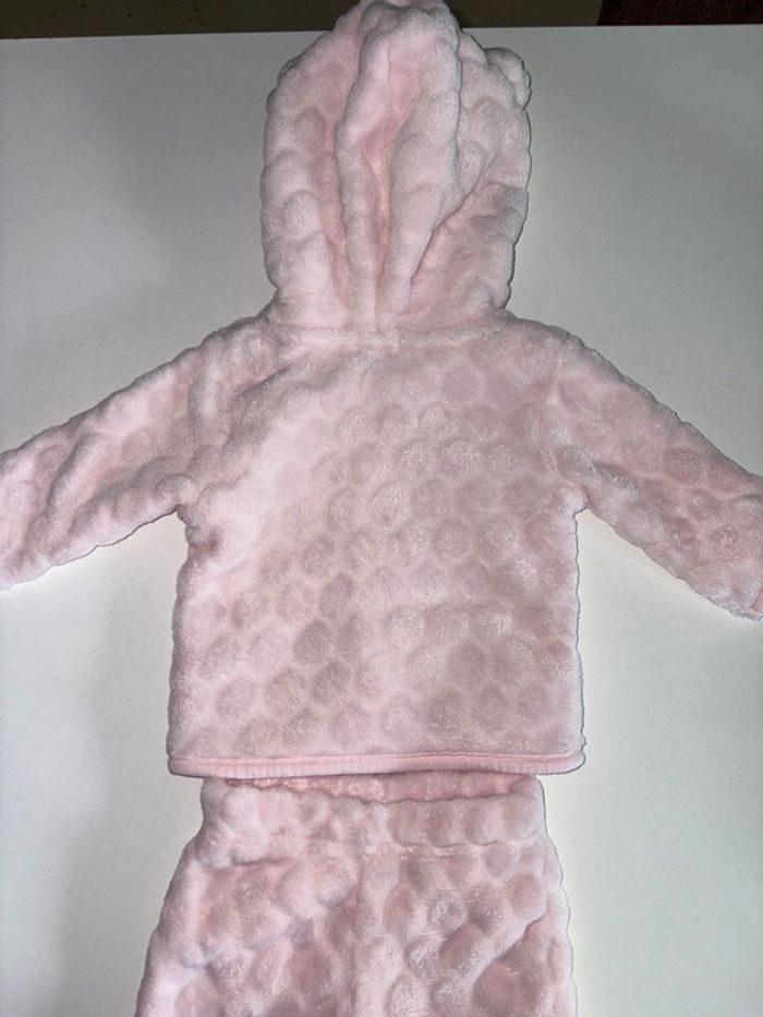 Ensemble rose kiabi 1 mois - photo numéro 5