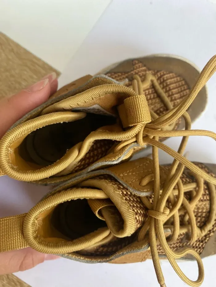 Basket adidas taille 22 - photo numéro 6