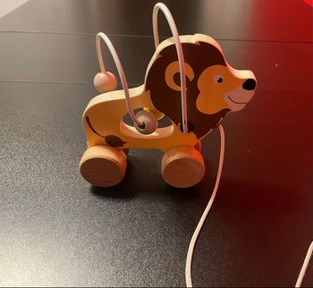 Lion à tirer en bois - Small Foot