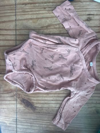 2 body taille 1 mois  bébé garçon marque ZEEMAN
