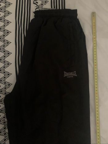 Bas de jogging marque lonsdale london taille 13ans couleur noir