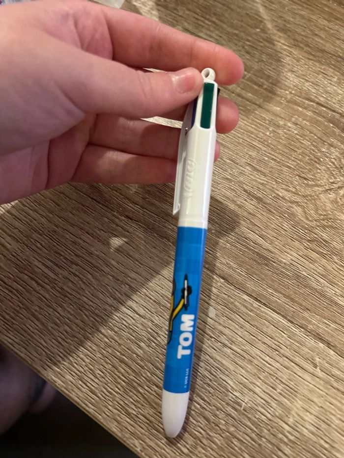 Bic 4 couleurs - photo numéro 2