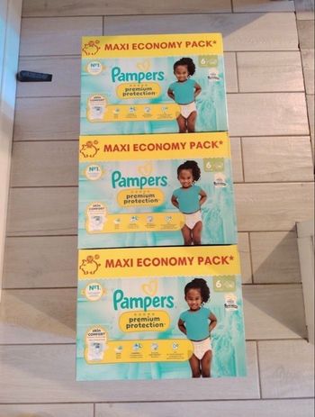 3 cartons taille 6 Pampers 