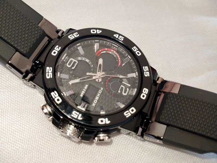 Montre homme cadre noir bracelet noir - photo numéro 8