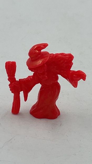 Figurine Monster In My Pocket N•44 Witch rouge Matchbox