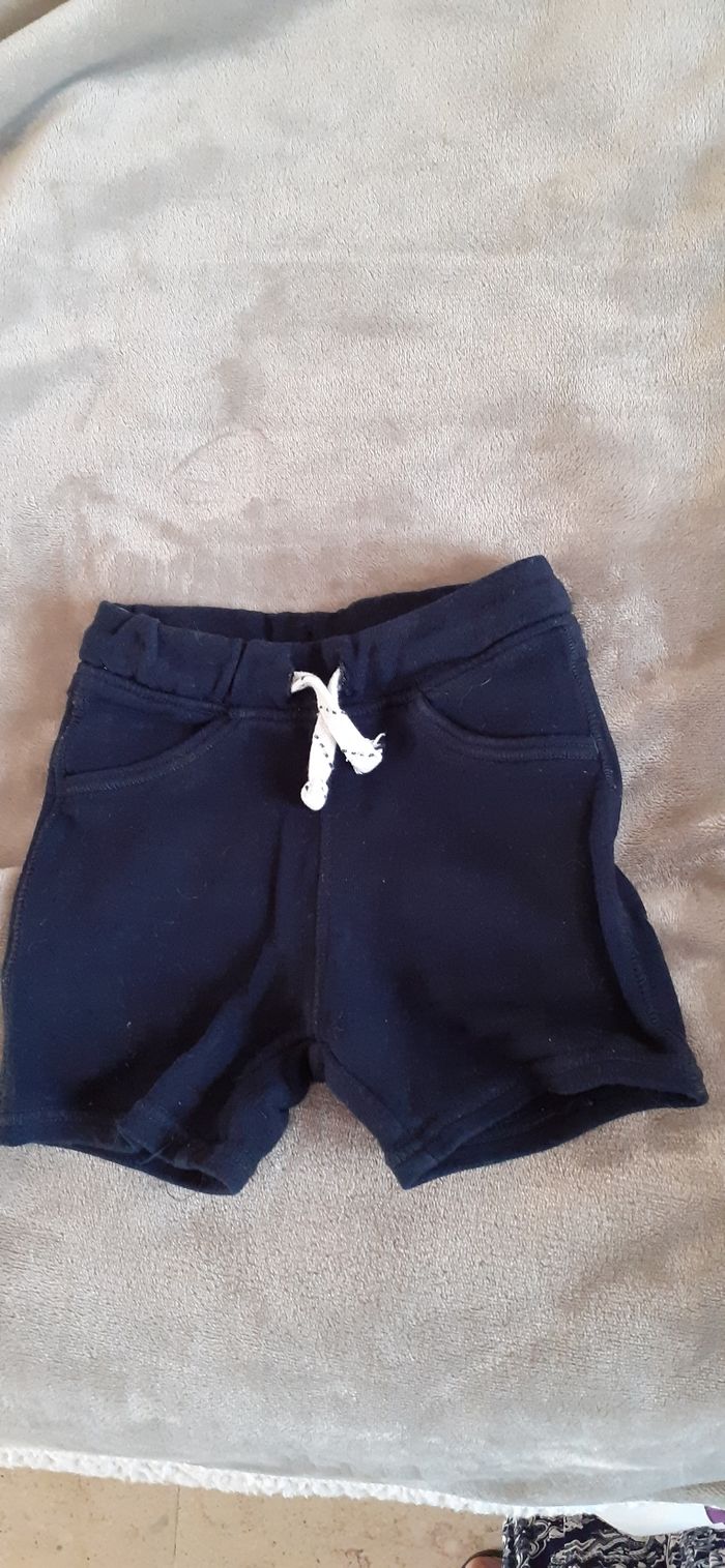 Short bébé 9 mois