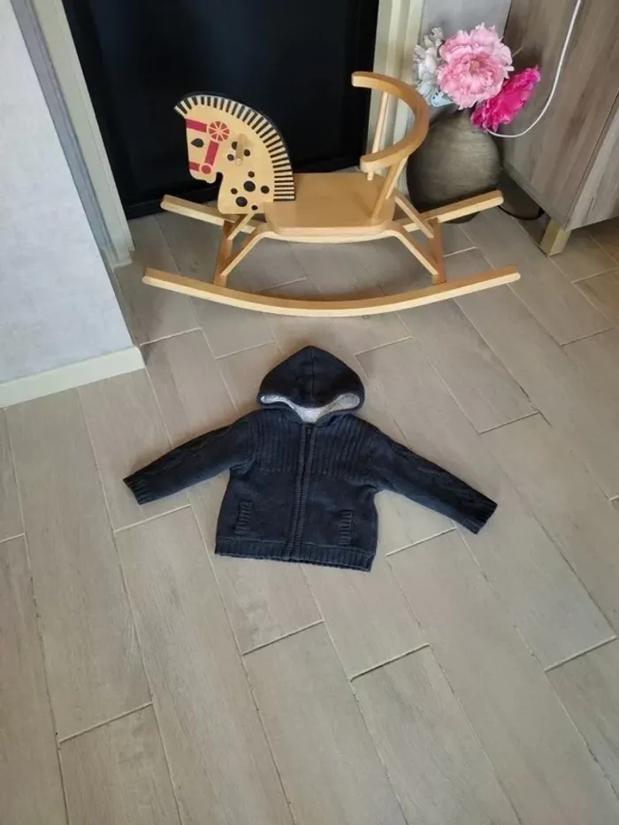 Manteau gilet comme neuf fourrure chaud gris foncé kiabi 18 mois garçon tbe - photo numéro 5