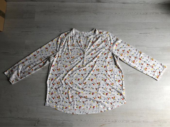 AN37- Blouse légère impression sur fond blanc T 50/52 portée 1 fois - photo numéro 3