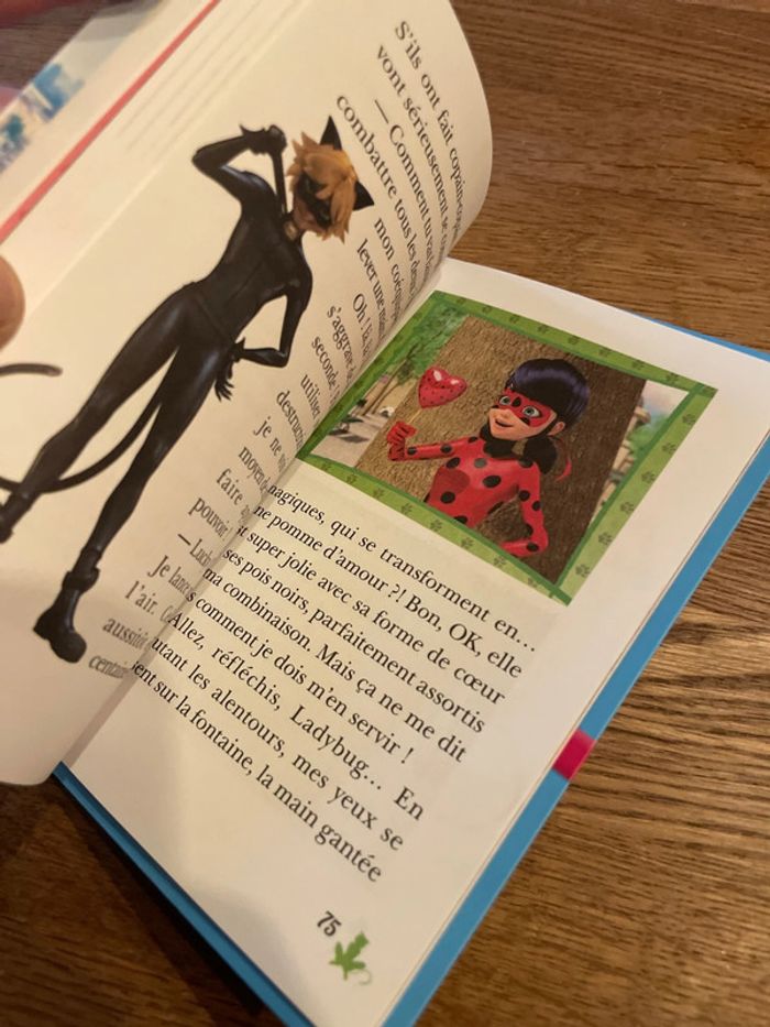 Livre La bibliothèque Rose Miraculous Opération Saint Valentin Numéro 5 - photo numéro 7