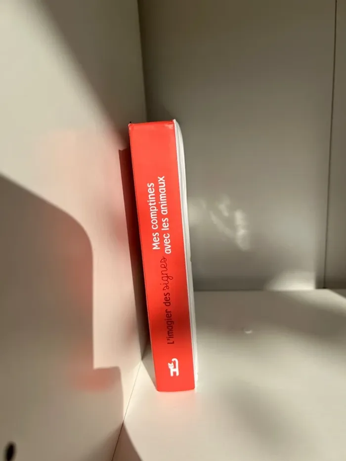 Livre enfant L’imagier des signes comptines Bon état Langue des signes Bébé - photo numéro 2