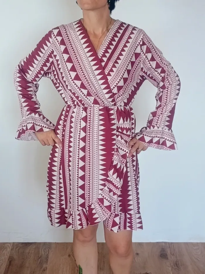 Robe neuve Moda Italia T.M coupe portefeuille imprimé géométrique