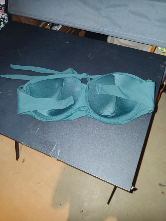 Haut de maillot de bain - photo numéro 3