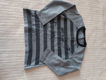 Tee shirt manches T 4 ans