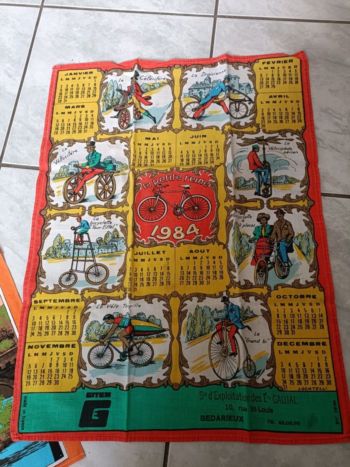 Lot de 6 torchons vintage calendrier et région - photo numéro 3
