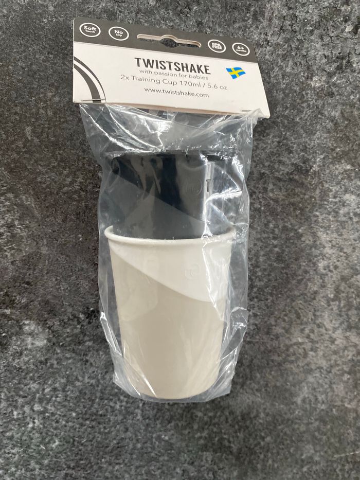 Lot de deux Tasses verres twistshake neuves 170 ml