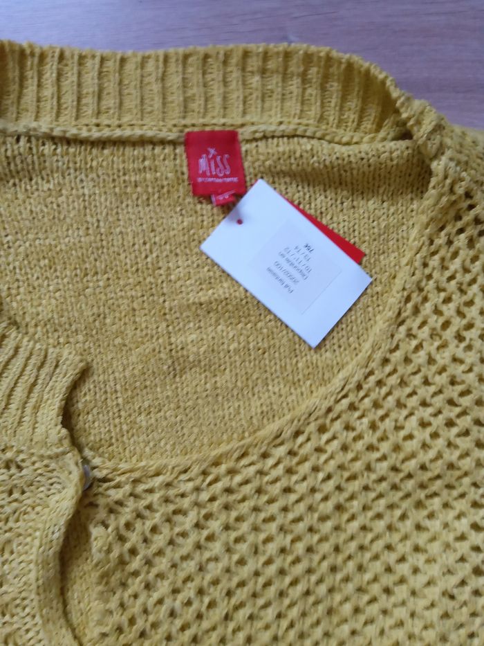 Pull jaune taille 1 - photo numéro 4