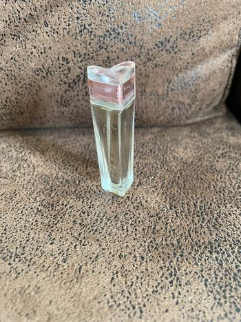 Miniature parfum sentiment escada