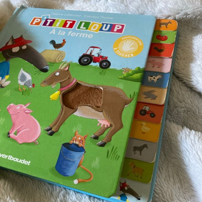 Livre petit loup à la ferme - photo numéro 5