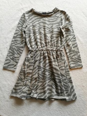 Robe mi-saison zèbre Kiabi 8 ans