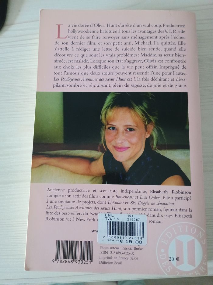 Livre les prodigieuses aventures des soeurs hunt - photo numéro 2