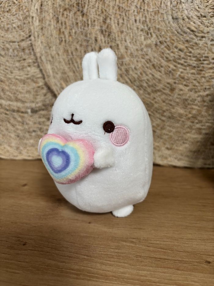 Peluche Molang blanc cœur arc en ciel 12 cm - photo numéro 2