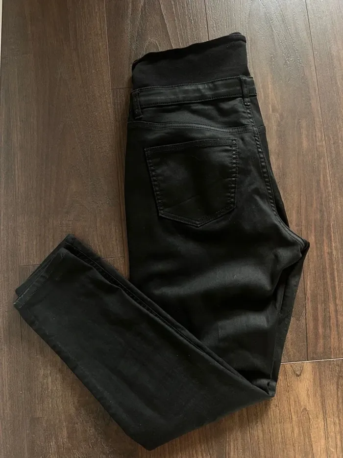 Jeans noir grossesse - photo numéro 3