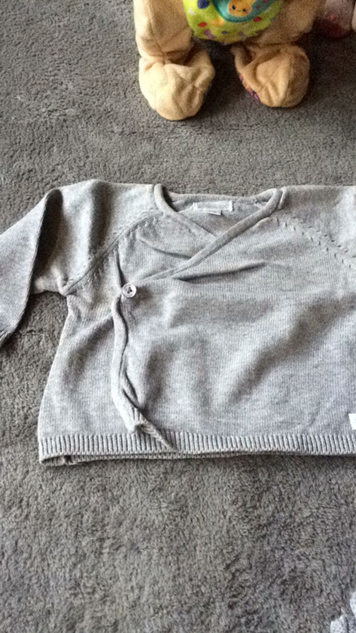 Gilet naissance gris - photo numéro 3