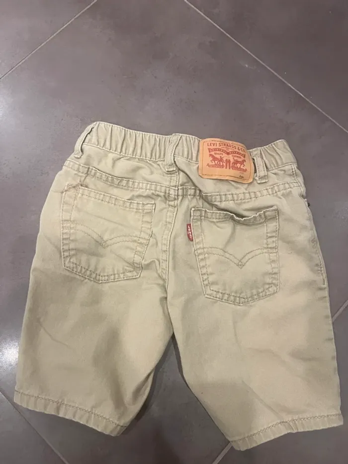Short levi’s beige 6 ans - photo numéro 5