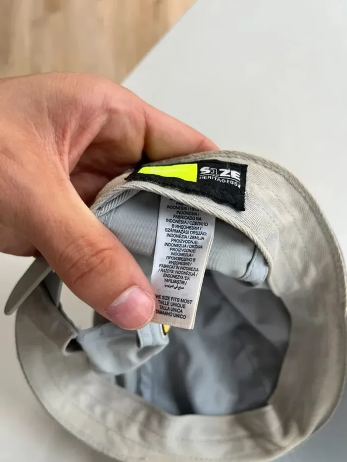 Nike Casquette Tuned TN Grey Taille Unique - photo numéro 3