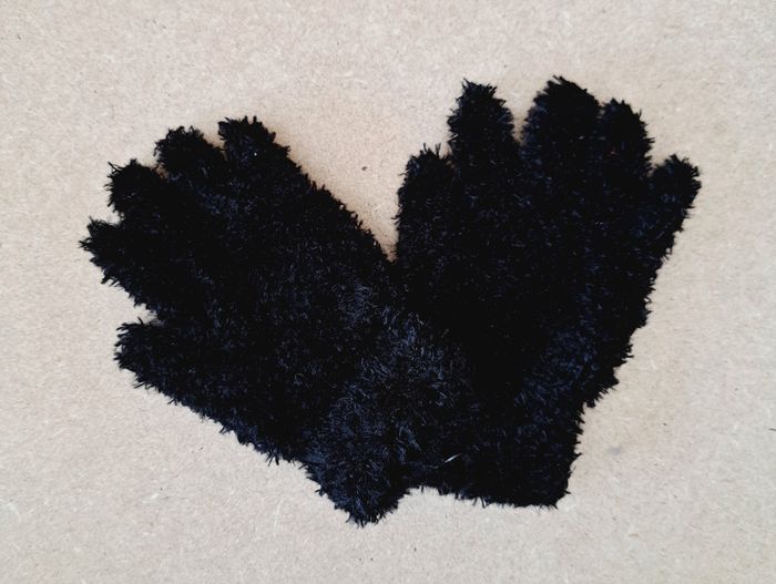 Paire de gant  5-6 ans -  noir - NEUF