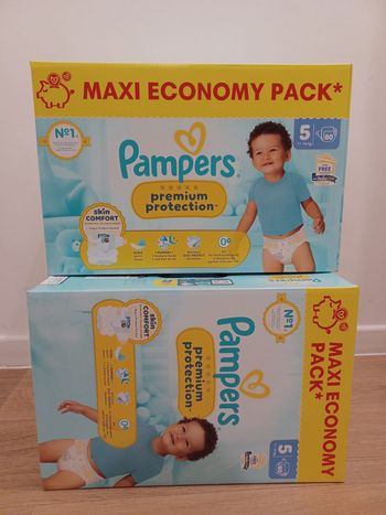 2 Cartons couches Pampers premium Taille 5 - Maxi-Ecopack - carton de 80 couches