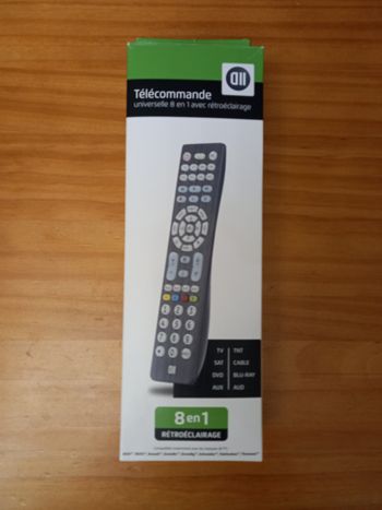Télécommande universelle 8 en 1