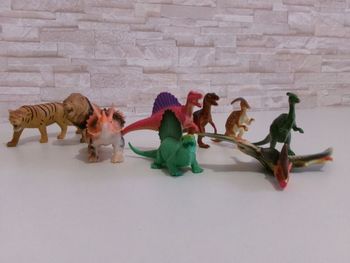 Dinosaures et animaux de la savane